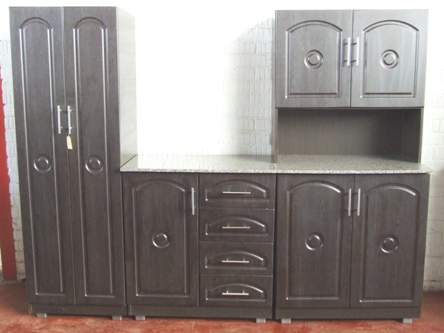 Supreme in Black , Grey or White